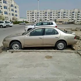 Nissan Bluebird 1996