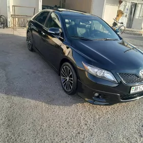 Toyota Camry 2010
