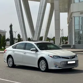 Toyota Avalon 2013