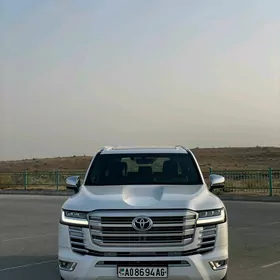 Toyota Land Cruiser 2024