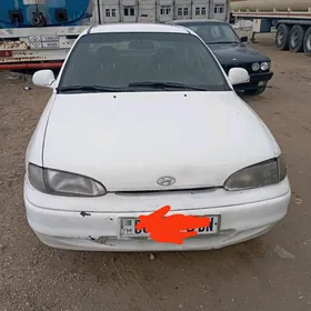 Hyundai Accent 1996