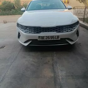 Kia K5 2021