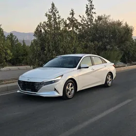 Hyundai Elantra 2021