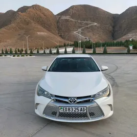 Toyota Camry 2016