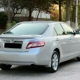 Toyota Camry 2010