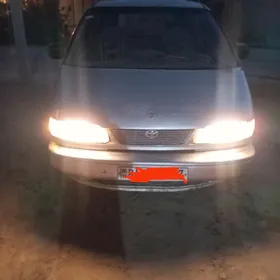 Toyota Previa 1991