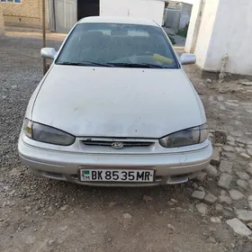 Hyundai Elantra 1993