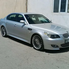 BMW E60 2004