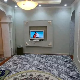 Гагарина, 1эт, 1ком в 2, 50м²