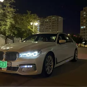 BMW 740 2018