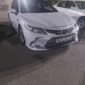 Toyota Camry 2020