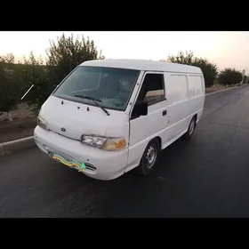 Hyundai H100 2002