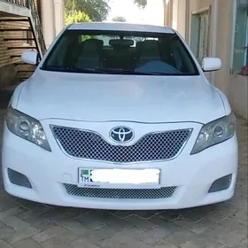 Toyota Camry 2010