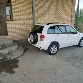 Toyota RAV4 2001