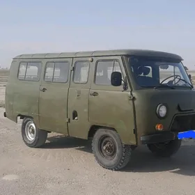 UAZ 469 1996