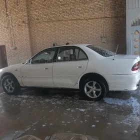 Mitsubishi Galant 1993