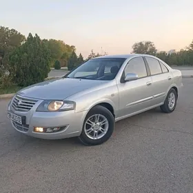 Nissan Sunny 2012