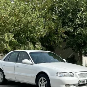 Hyundai Sonata 1998