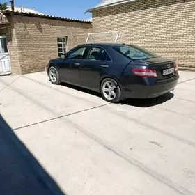 Toyota Camry 2011