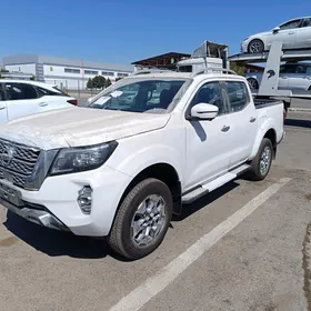 Nissan Navara 2023