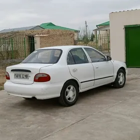 Hyundai Accent 1998