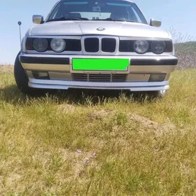 BMW 525 1990