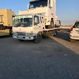 Mitsubishi Canter 2010