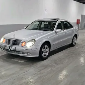 Mercedes-Benz E350 2005
