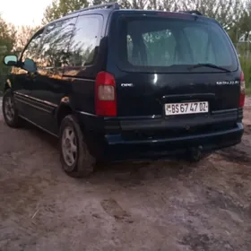 Opel Sintra 1999