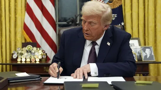 США и Китай продлили тарифную паузу до ноября 2025 года
