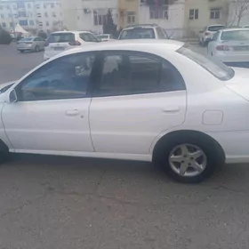 Kia Rio 2004