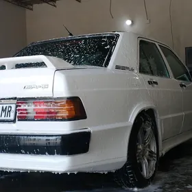 Mercedes-Benz 190E 1989