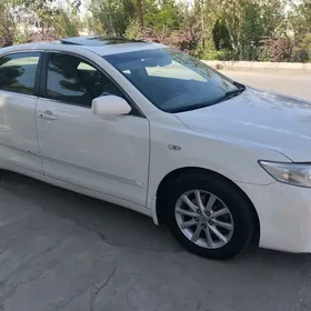 Toyota Camry 2010