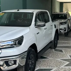 Toyota Hilux 2025