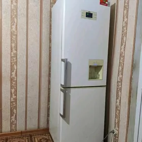 Холодильник LG