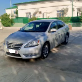 Nissan Sentra 2013