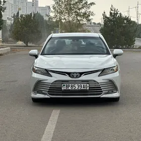 Toyota Camry 2017