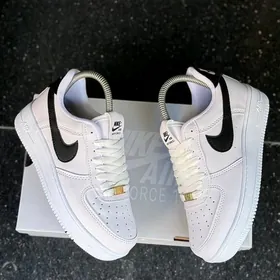NIKE - Air Force