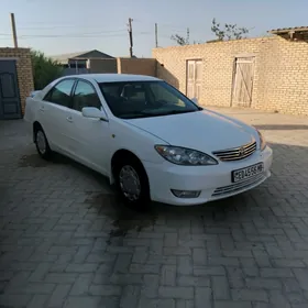 Toyota Camry 2003