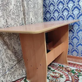 стол мебельный