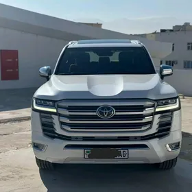 Toyota Land Cruiser 2023