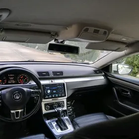 Volkswagen CC 2010