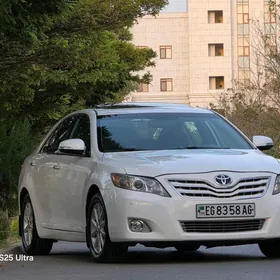 Toyota Camry 2010