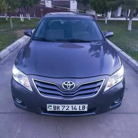 Toyota Camry 2011