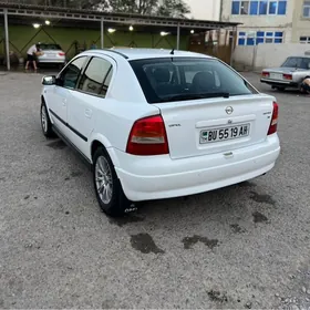 Opel Astra 2001
