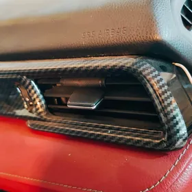 Carbon. 2020 camry salony
