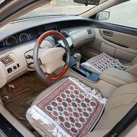Toyota Avalon 2001