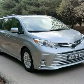 Toyota Sienna 2020
