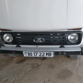 Lada Niva 1985