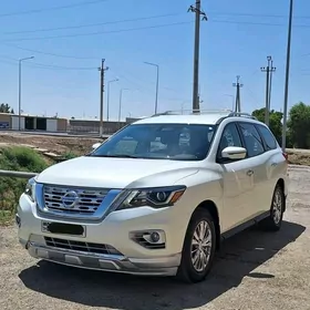 Nissan Pathfinder 2020